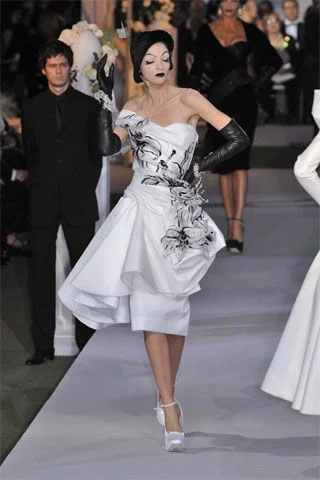 Look 3